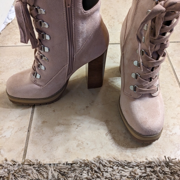 Pink NWB Madden Girl Train boots 7.5 - Picture 3 of 6